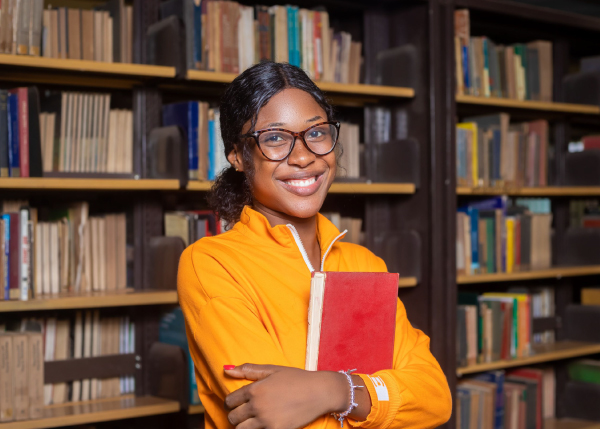 Bolsas de Estudo Projecto TEST | Angola