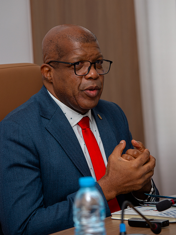 Assinatura do Memorando de Entendimento entre o MESCTI e o MED para a execução dos Fundos do Multiplicador, no âmbito do Projecto TEST 22/07/2025 Luanda