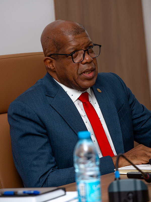 Assinatura do Memorando de Entendimento entre o MESCTI e o MED para a execução dos Fundos do Multiplicador, no âmbito do Projecto TEST 22/07/2025 Luanda