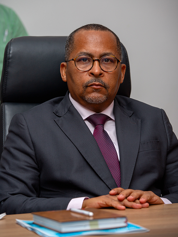 Assinatura do Memorando de Entendimento entre o MESCTI e o MED para a execução dos Fundos do Multiplicador, no âmbito do Projecto TEST 22/07/2025 Luanda